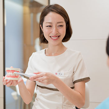 歯がグラグラしてきたら絶対に歯周病 歯周病治療なら東京国際クリニック 歯科